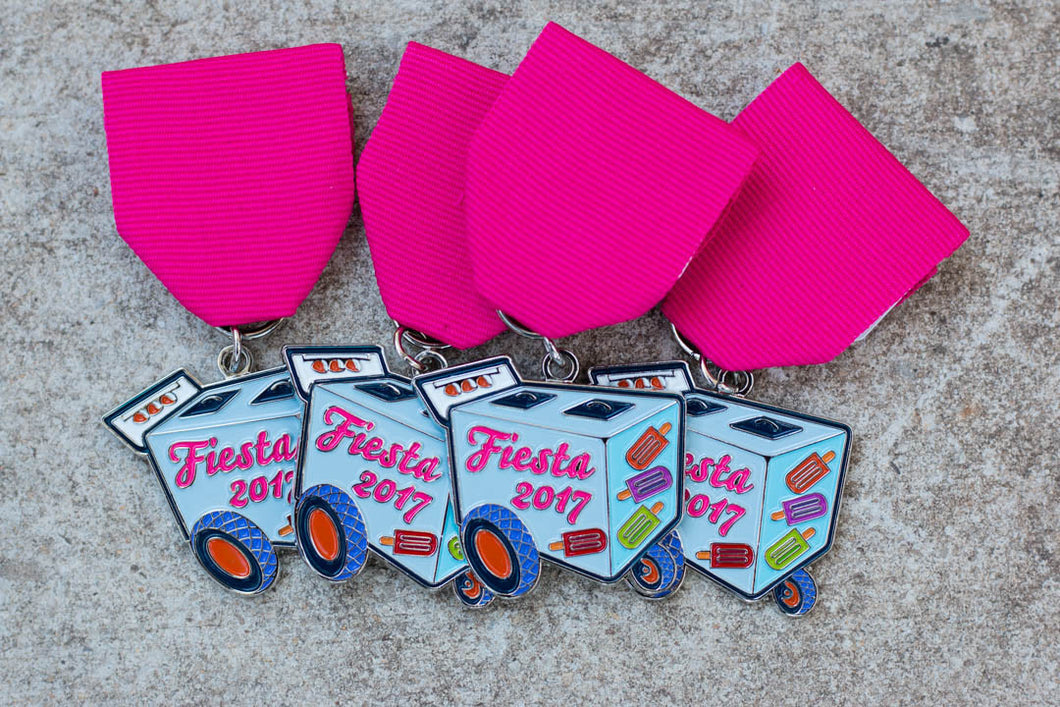 Paleta Cart 2017 Fiesta Medal by Amanda Infante